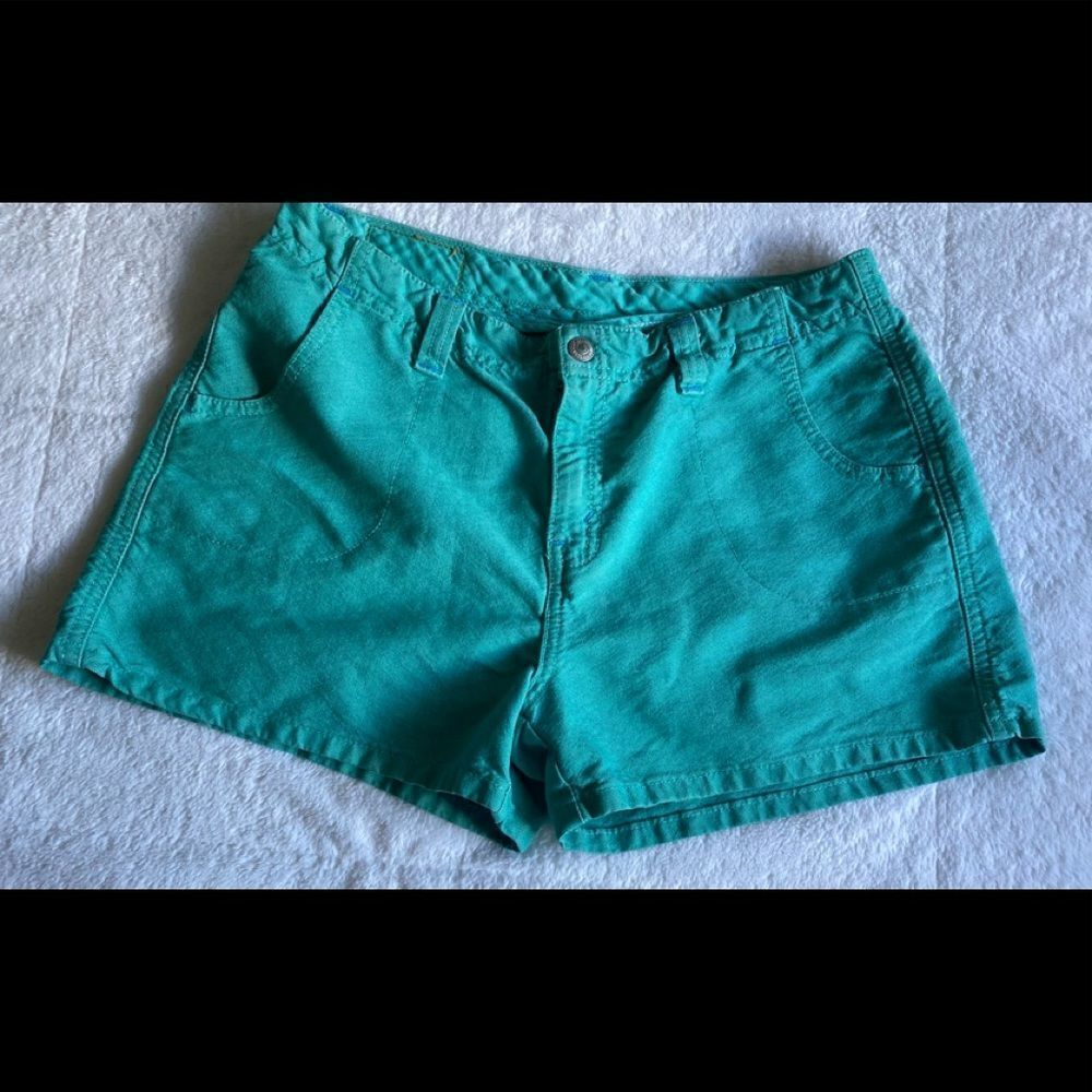 Levi’s Green jean shorts size 14 - Picture 3 of 5